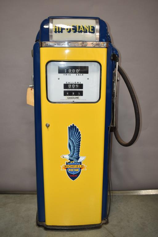 National Computing Gas Pump (1 of 3)