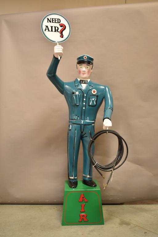 Fiberglass Texaco Attendant Air Hose Holder (1 of 5)