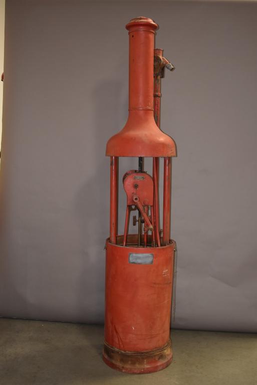 Boyle-Dayton #54 Curb Gas Pump (1 of 4)