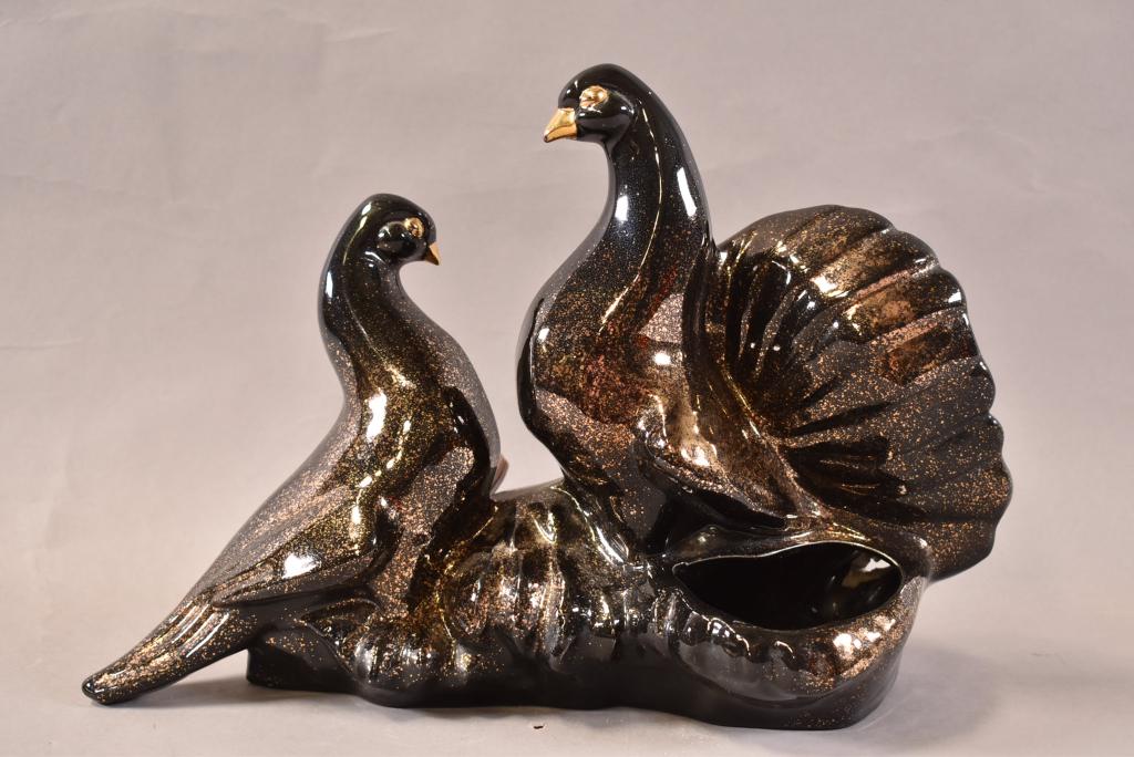 2 BLACK BIRD TV LAMP PLANTER (1 of 2)