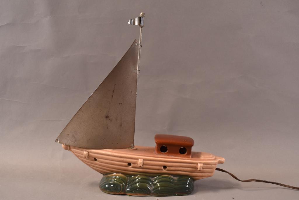 SAILBOAT TV LAMP (1 of 2)