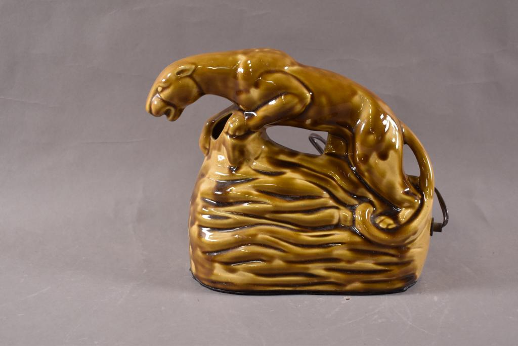 LEOPARD TV LAMP PLANTER (1 of 2)