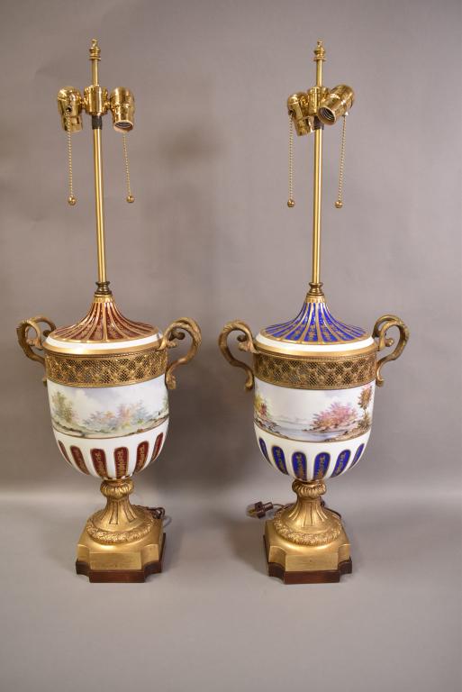 PAIR OF PORCELAIN & GILT METAL HAND PAINTED LAMPS (1 of 7)