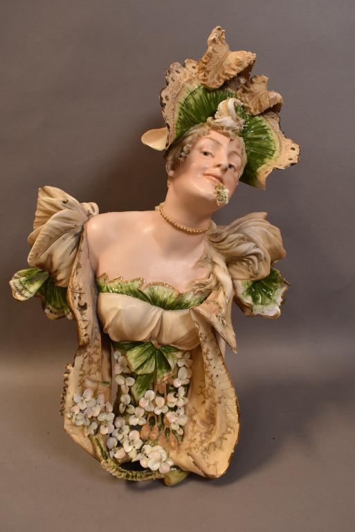 AMPHORA TEPLITZ PORCELAIN LADY BUST (1 of 7)
