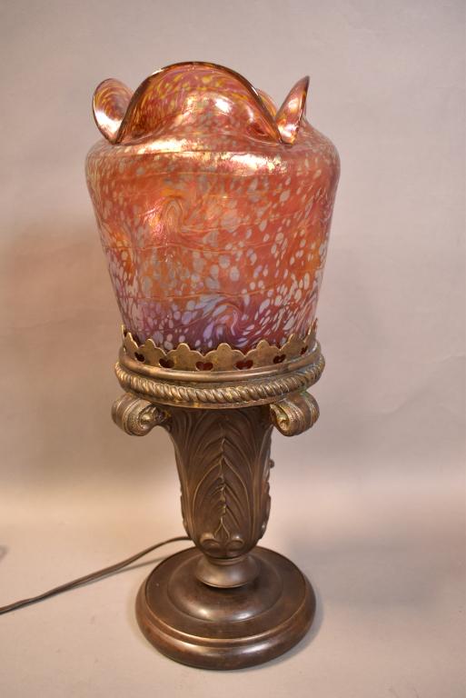 BRONZE LAMP WITH UNSIGNED LOETZ SHADE (1 of 3)