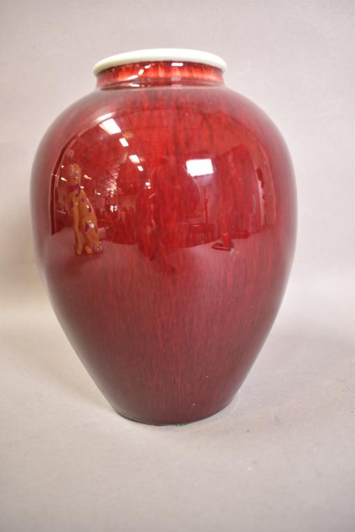 CATALINA POTTERY VASE (1 of 3)