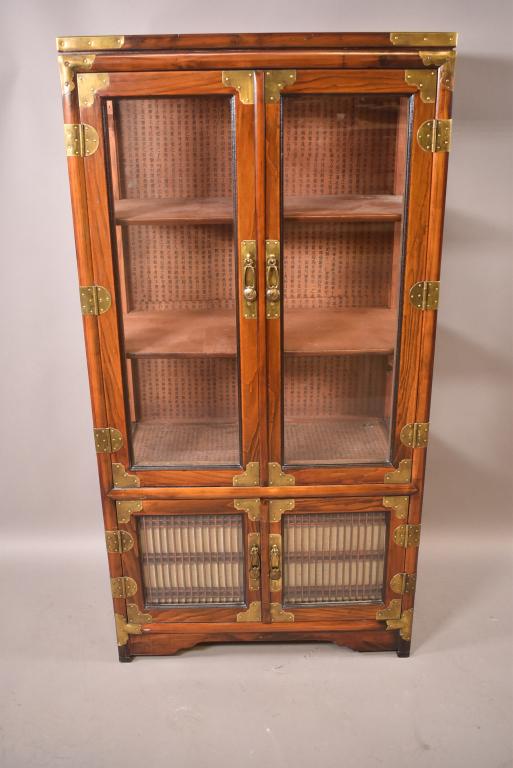 SMALL CHINESE CURIO CABINET (1 of 5)