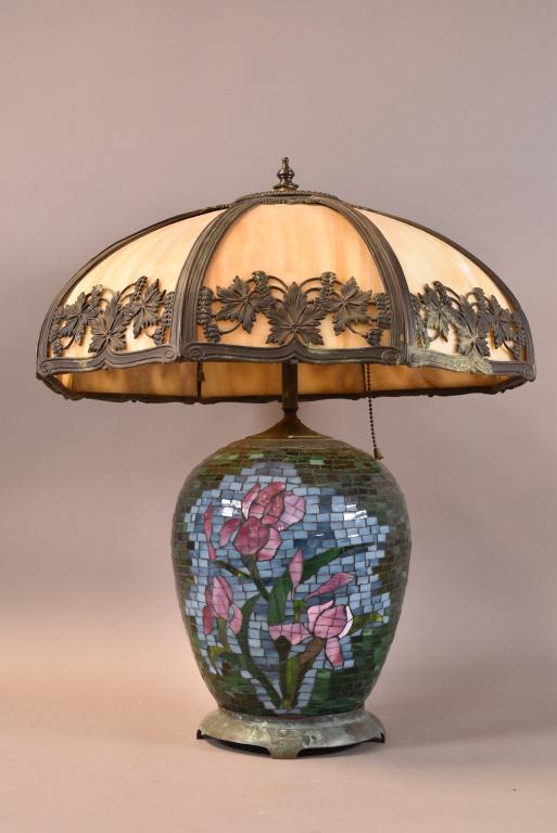 MOSAIC GLASS TABLE LAMP WITH SLAG SHADE (1 of 2)