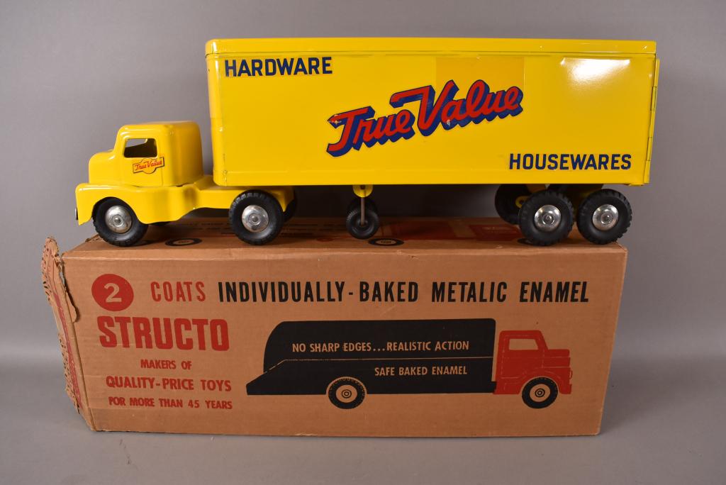STRUCTO TRUE VALUE HARDWARE TRUCK & TRAILER (1 of 4)