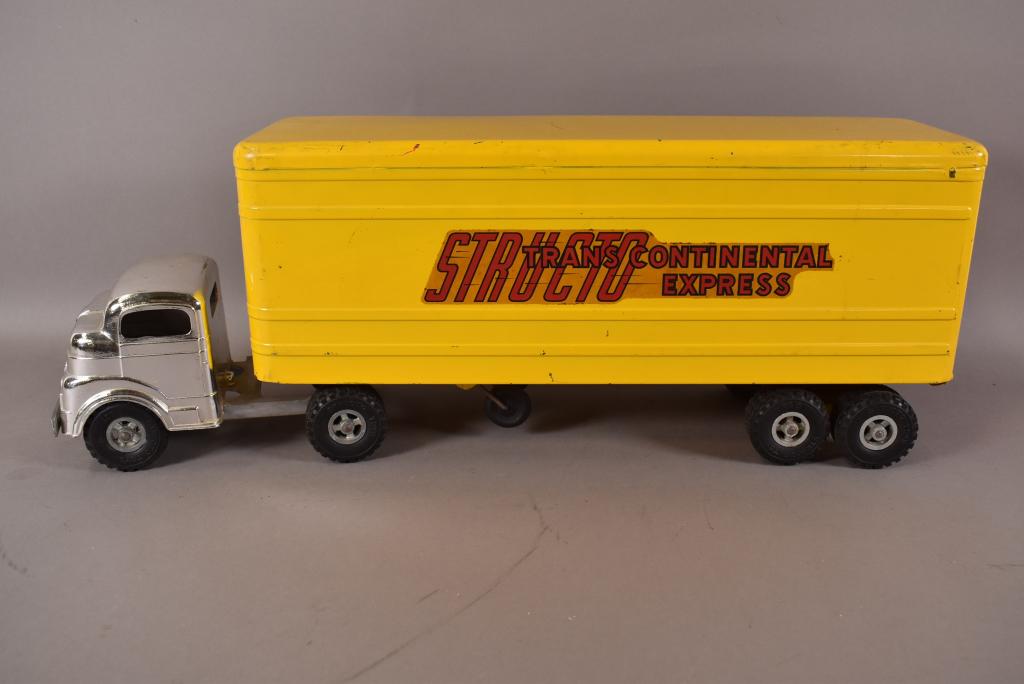 STRUCTO TRANS CONTINENTAL EXPRESS TRUCK (1 of 3)