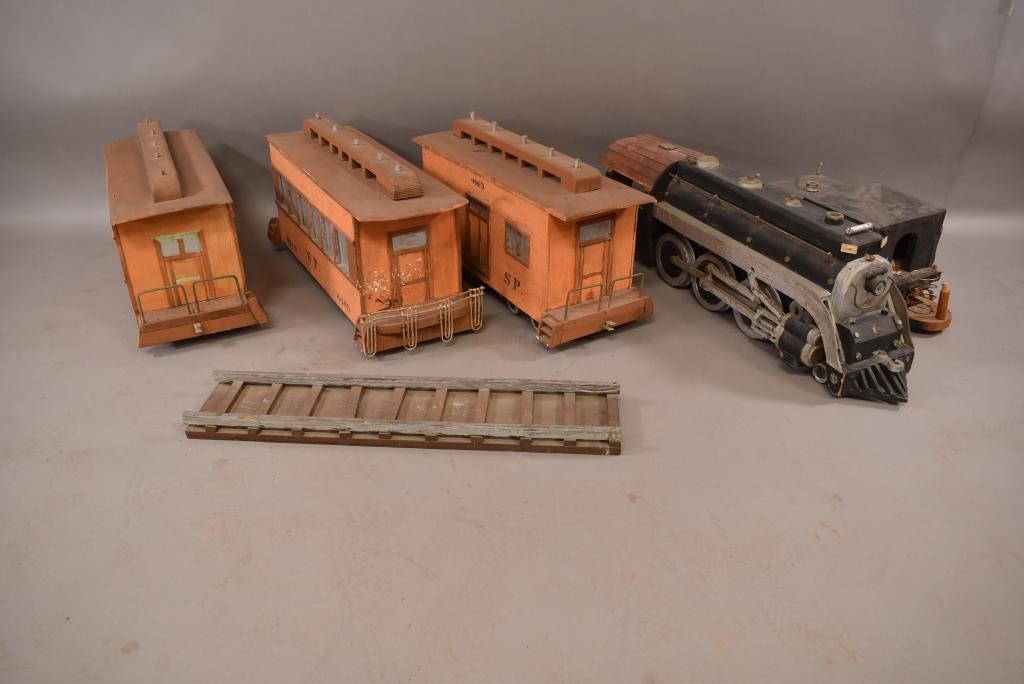 5 PIECE FOLK ART TRAIN SET (1 of 4)