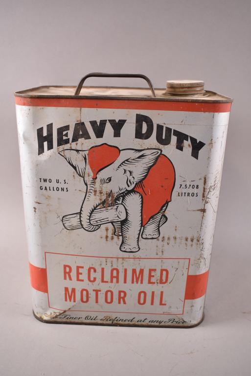 2 GALLON HEAVY DUTY MOTOR OIL CAN (1 of 3)