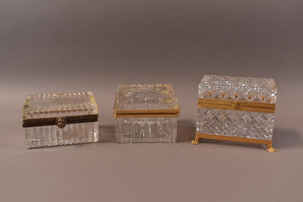 3 CRYSTAL GLASS DRESSER BOXES (1 of 7)