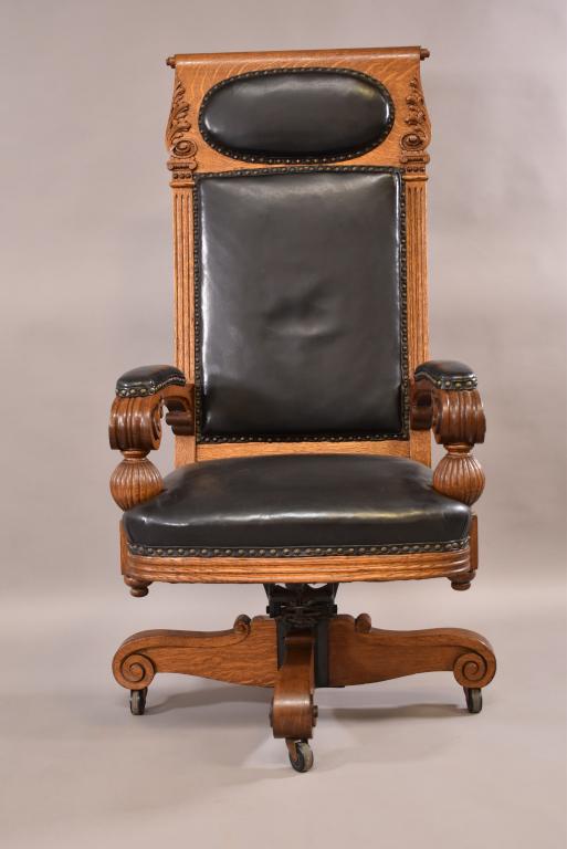 Ornate 1900 s American Oak Executive Desk Chair