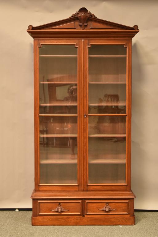 LARGE VICTORIAN WALNUT 2 DOOR BOOKCASE (1 of 5)