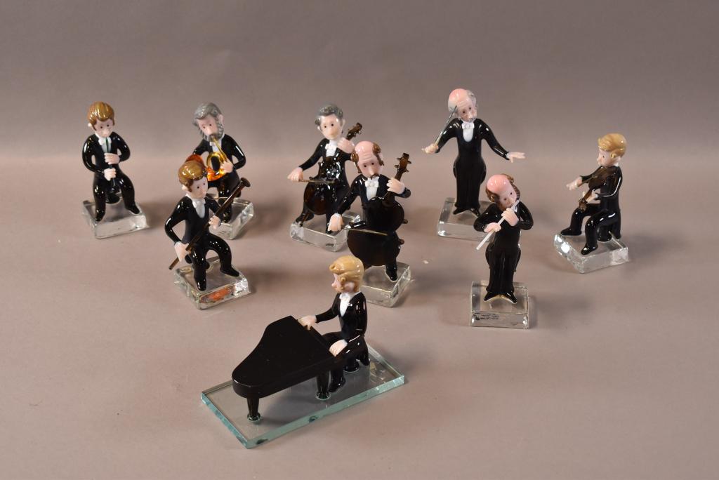 SET OF 9 MURANO ART GLASS MUSICAL FIGURES (1 of 4)