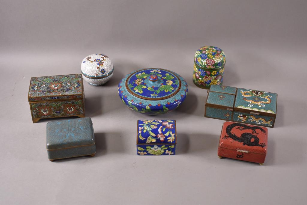 LOT OF 8 SMALL CLOISONNE BOXES (1 of 4)