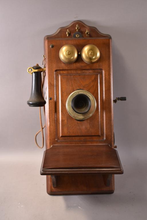 ANTIQUE KELLOGG WALL PHONE (1 of 4)