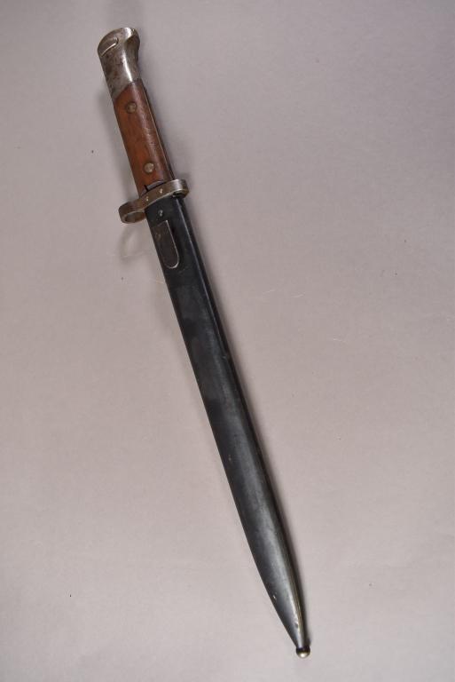 CZECH No 95 BAYONET WITH SCABBARD: MARKED CS2. 17" L TOTAL / 12" L BLADE