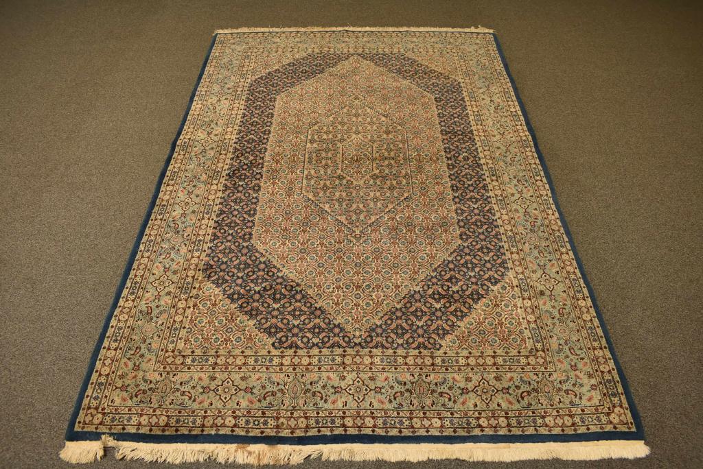 APPROX 10' 4" x 6' 8" HANDMADE PERSIAN RUG (1 of 8)