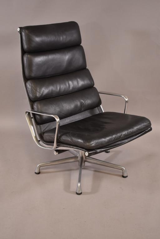 CHARLES & RAY EAMES FOR HERMAN MILLER LOUNGE CHAIR (1 of 5)
