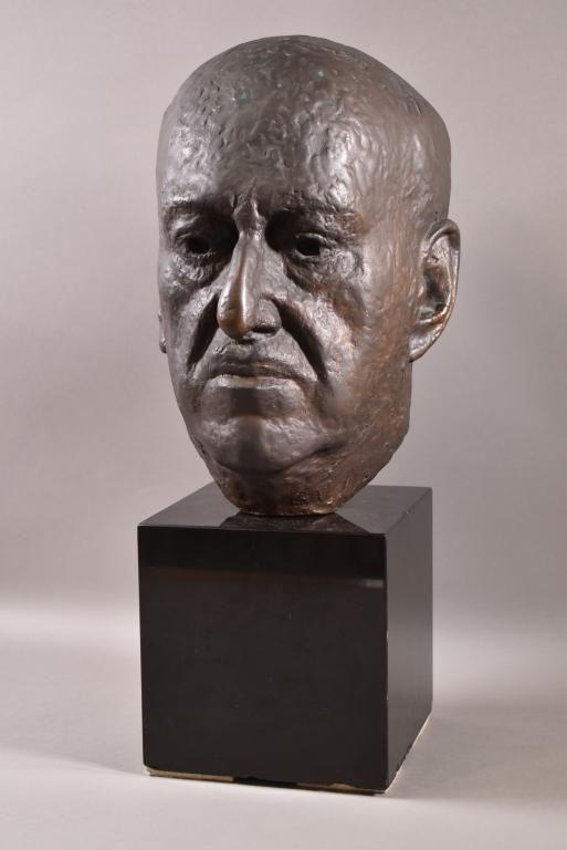 LARGE BRONZE BUST BY BEATRICE PAIPERT (1 of 6)