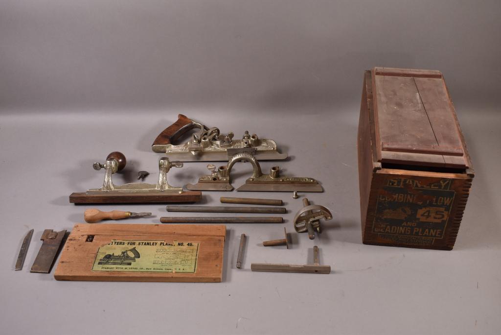 STANLEY #45 COMBINATION PLOW PLANE (1 of 5)