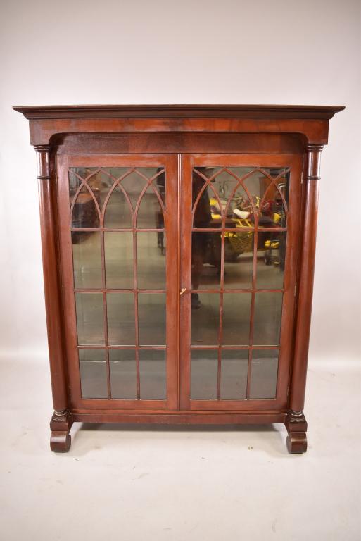1900'S MAHOGANY 2 DOOR CHINA CABINET (1 of 4)