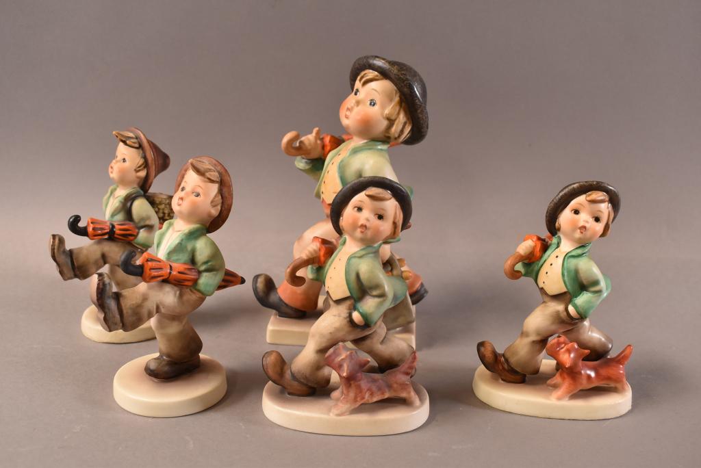 5 HUMMEL FIGURES W/ UMBRELLAS (1 of 4)