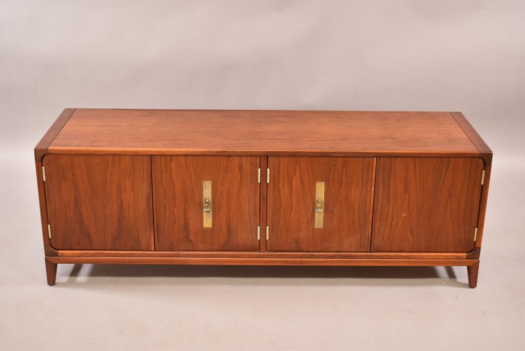 MID CENTURY MODERN LOW CREDENZA (1 of 3)