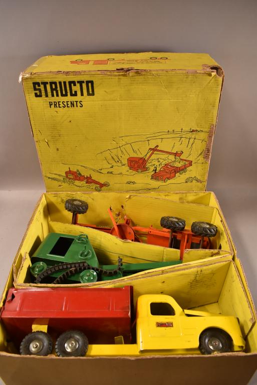 STRUCTO NO. 325 ASSORTMENT ROAD SET IN BOX (1 of 9)
