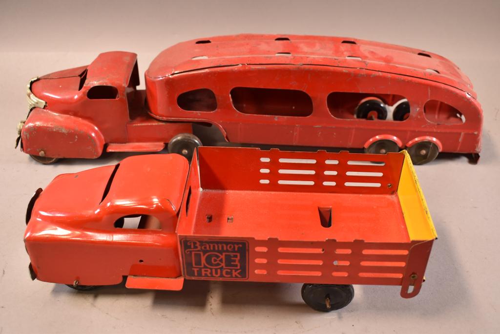 MARX PRESSED STEEL CAR CARRIER & BANNER ICE TRUCK (1 of 5)