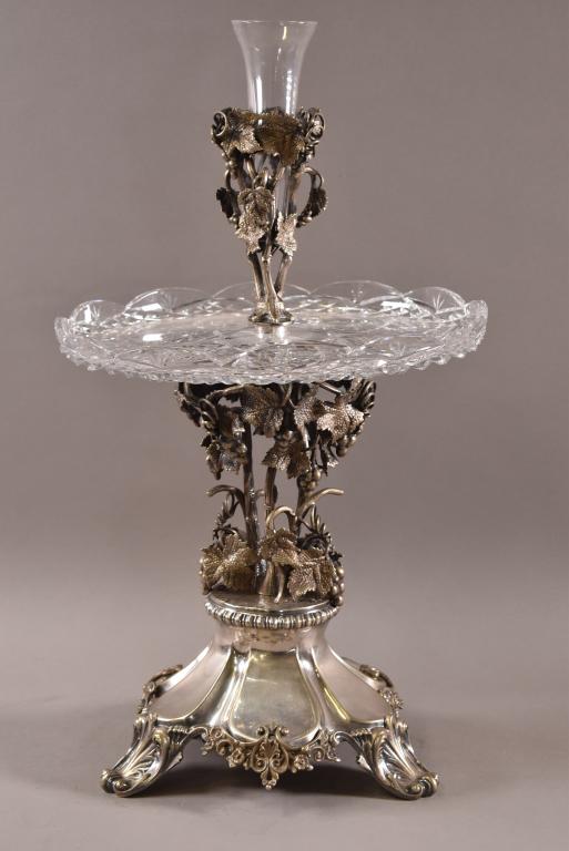 VICTORIAN SILVERPLATED EPERGNE (1 of 5)