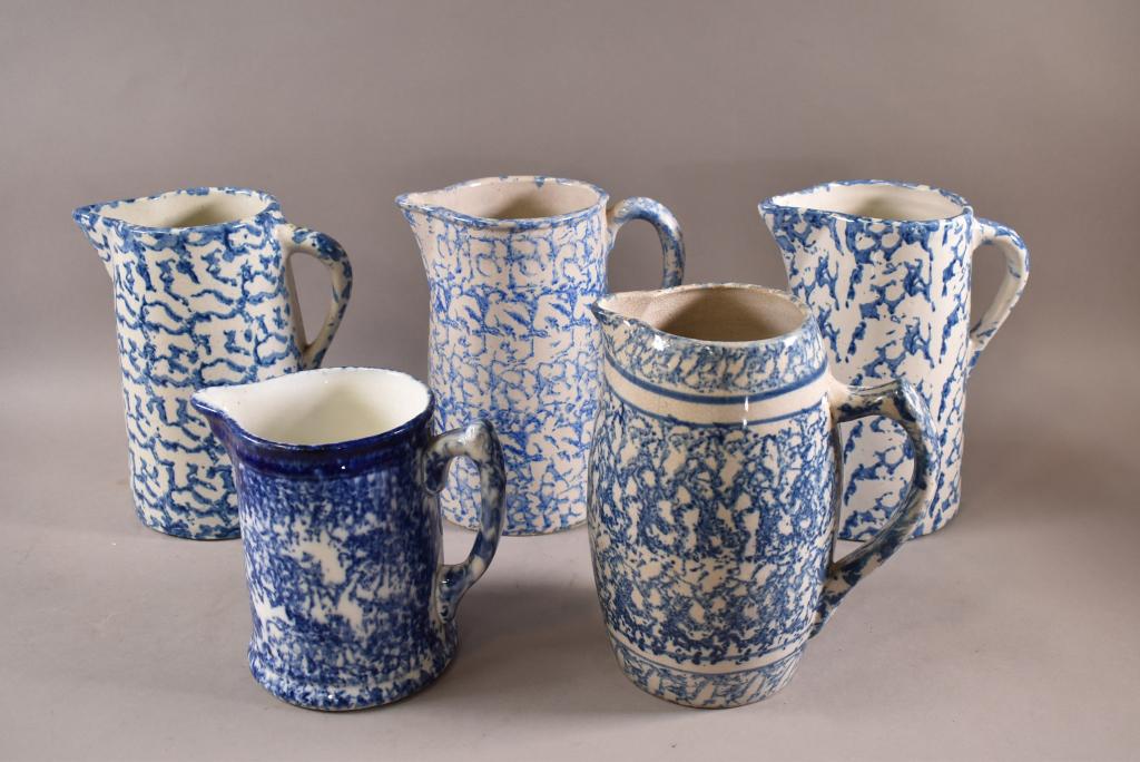 5 BLUE SPONGEWARE PITCHERS (1 of 7)
