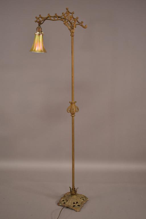 FLOOR LAMP WITH SIGNED STEUBEN SHADE (1 of 3)