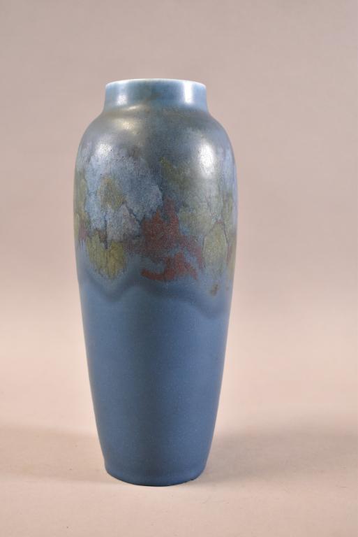 1926 ARTIST SIGNED ROOKWOOD VASE (1 of 3)