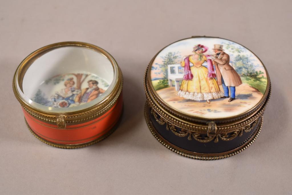 2 HAND PAINTED DRESSER BOXES: HAND PAINTED HINGED BOXES WITH ORMOLU. GOOD OVERALL CONDITION. 2 1/3" / 3" DIAM.