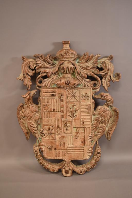 19TH CENTURY LARGE HAND CARVED WOODEN CREST (1 of 6)