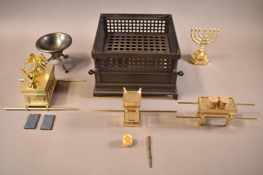 TABERNACLE FURNITURE SET IN CASE (1 of 5)