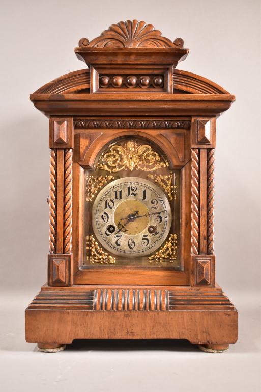 JUNGHANS MAHOGANY BRACKET CLOCK (1 of 5)