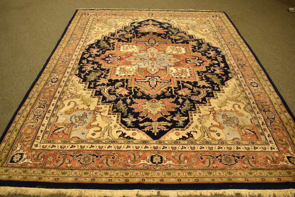 APPROX 7' 10" x 10' HANDMADE PERSIAN STYLE RUG (1 of 3)