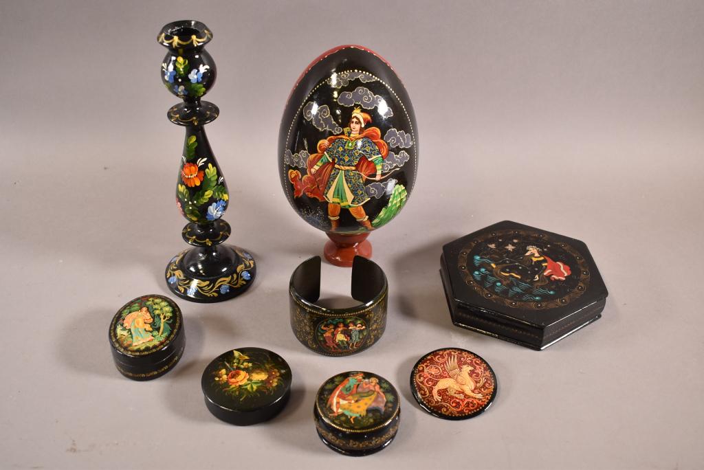 8 PCS RUSSIAN LACQUERED ITEMS (1 of 5)