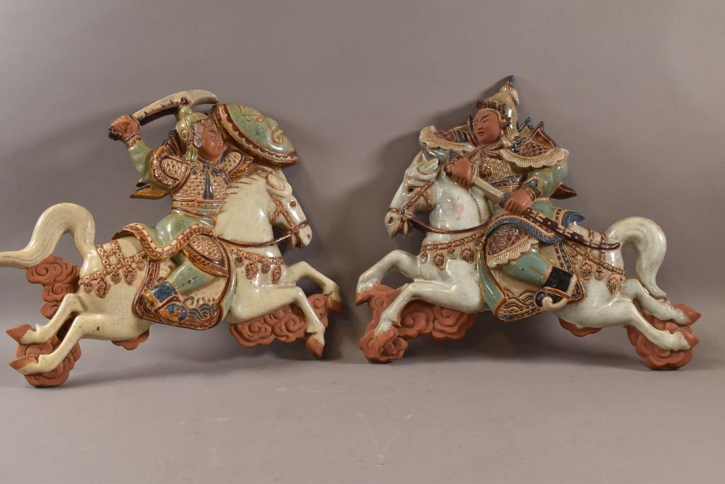 PAIR OF CHINESE WALL HANGINGS (1 of 6)