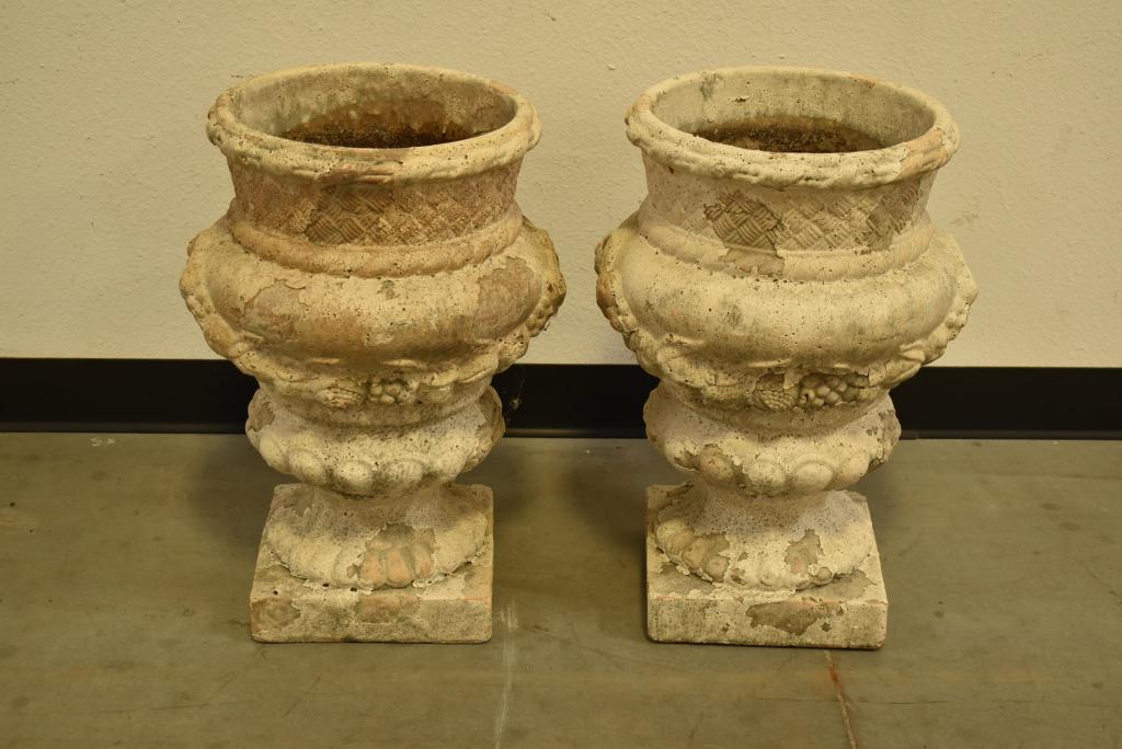 PAIR OF OUTDOOR TERRA COTTA PLANTERS (1 of 3)