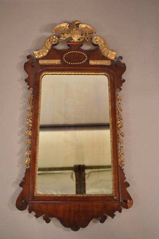 ANTIQUE FEDERAL STYLE WALL MIRROR (1 of 4)
