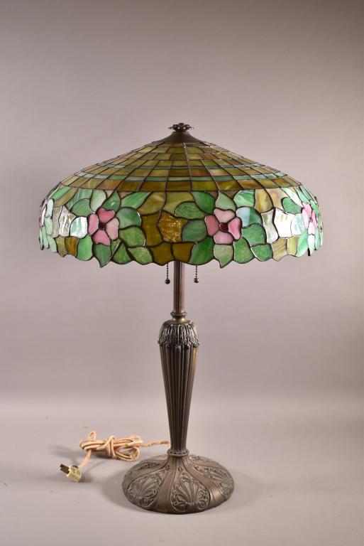 1920'S HANDEL STYLE LEADED TABLE LAMP (1 of 7)