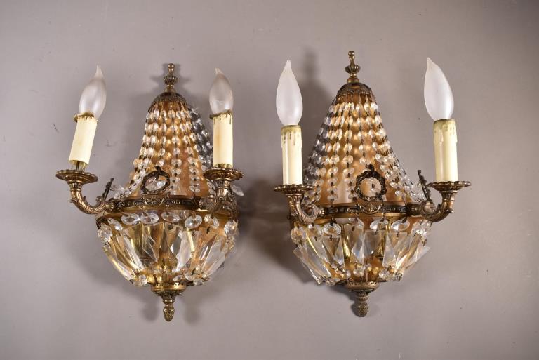 PAIR OF CRYSTAL PRISM WALL SCONCES (1 of 5)