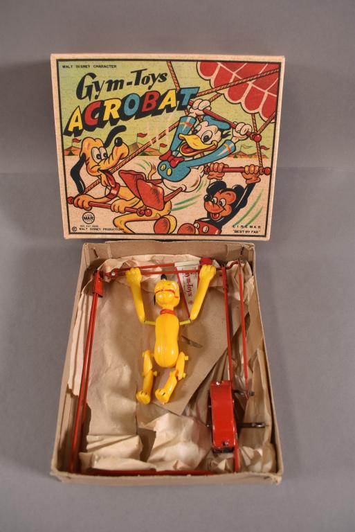 LINE MAR GYM TOYS DISNEY ACROBAT (1 of 10)