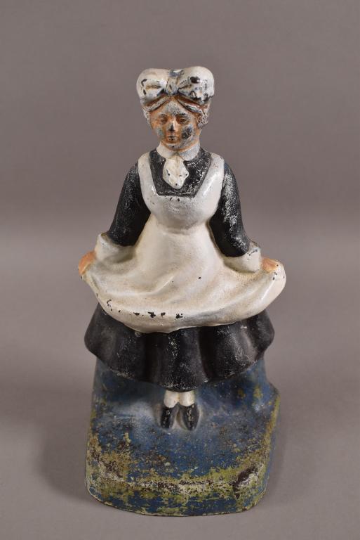 ANTIQUE MILK MAID CAST IRON DOORSTOP (1 of 3)