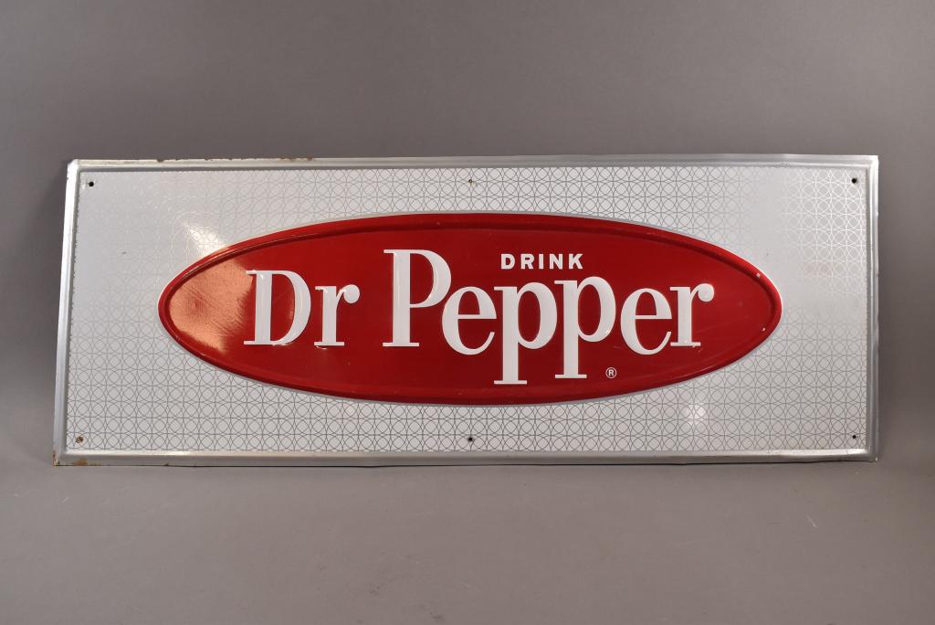 DR PEPPER TIN SIGN (1 of 2)